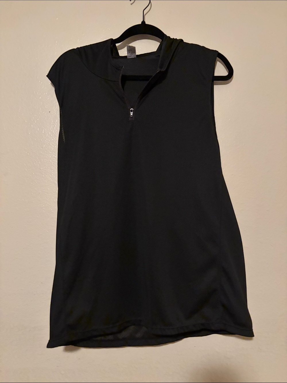 Source Unknown Black Sleeveless Zip-Front Tank
